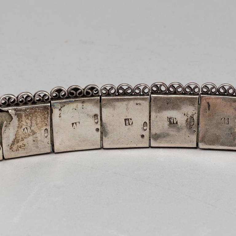 A silver belt, probably Caucasian, around 1900.