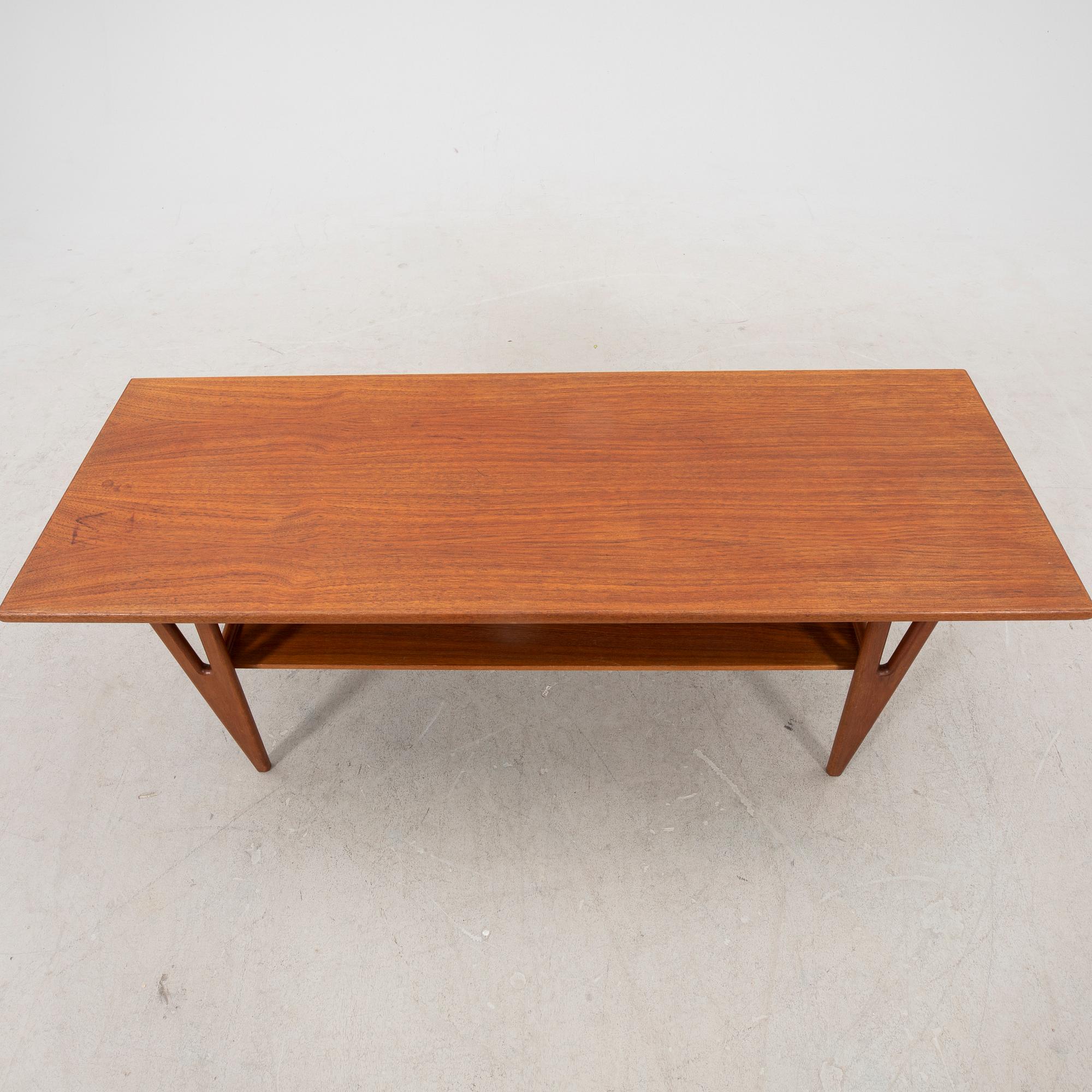 A 1960/70s teak coffee table.