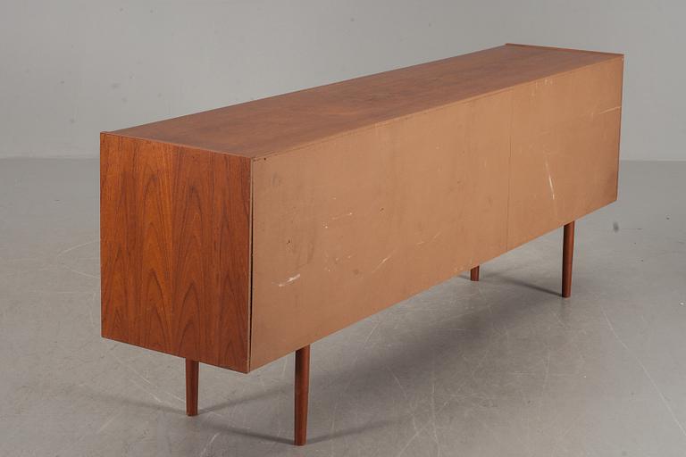 SIDEBOARD, "Gigant", Nils Jonsson, Troeds, 1950/60-tal.