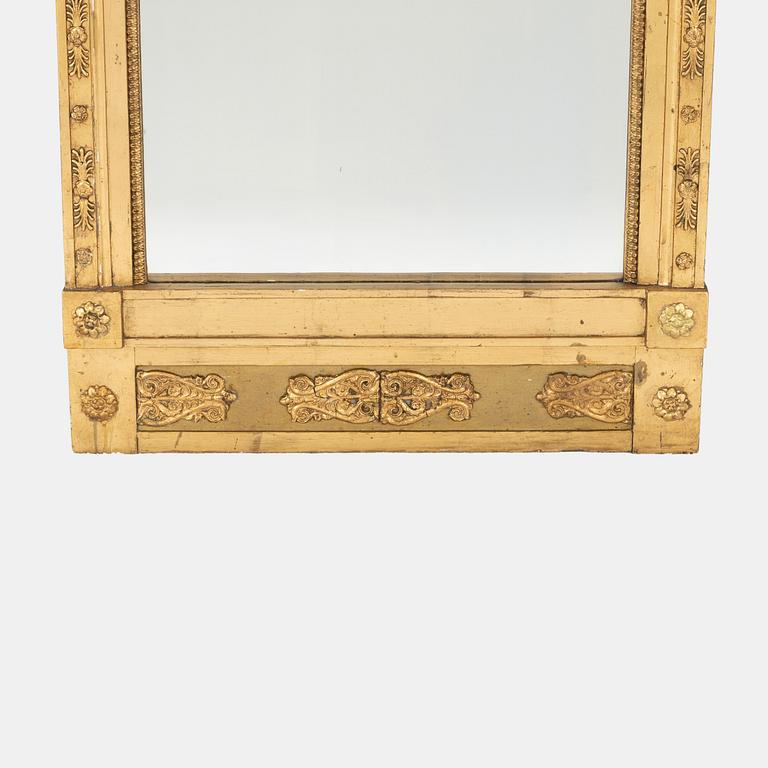 Jonas Frisk, a late Gustavian gilt mirror and console table (active 1805-1824 in Stockholm).