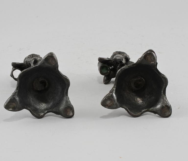 LJUSSTAKAR, ett par, tenn, 1800-talets slut.