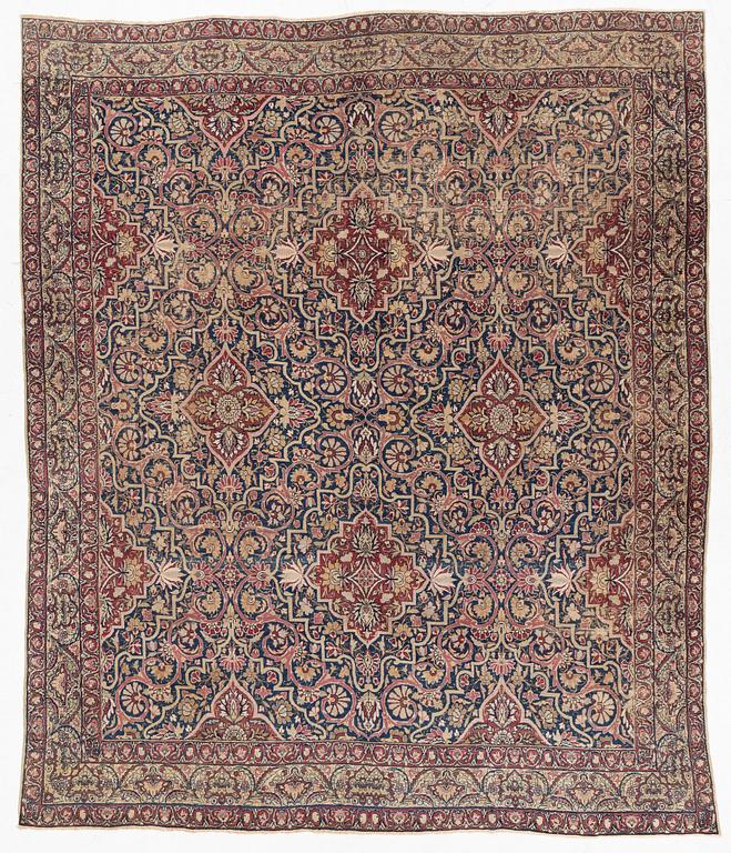 Matta, antik Kirman Laver,  Södra Persien, ca 330 x 278 cm.