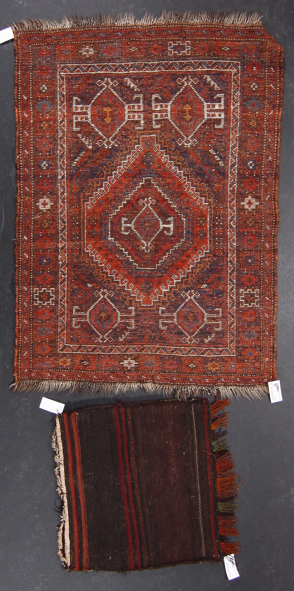 MATTA samt SADELVÄSKA, orientaliska, ca 145x105 resp 60x65.