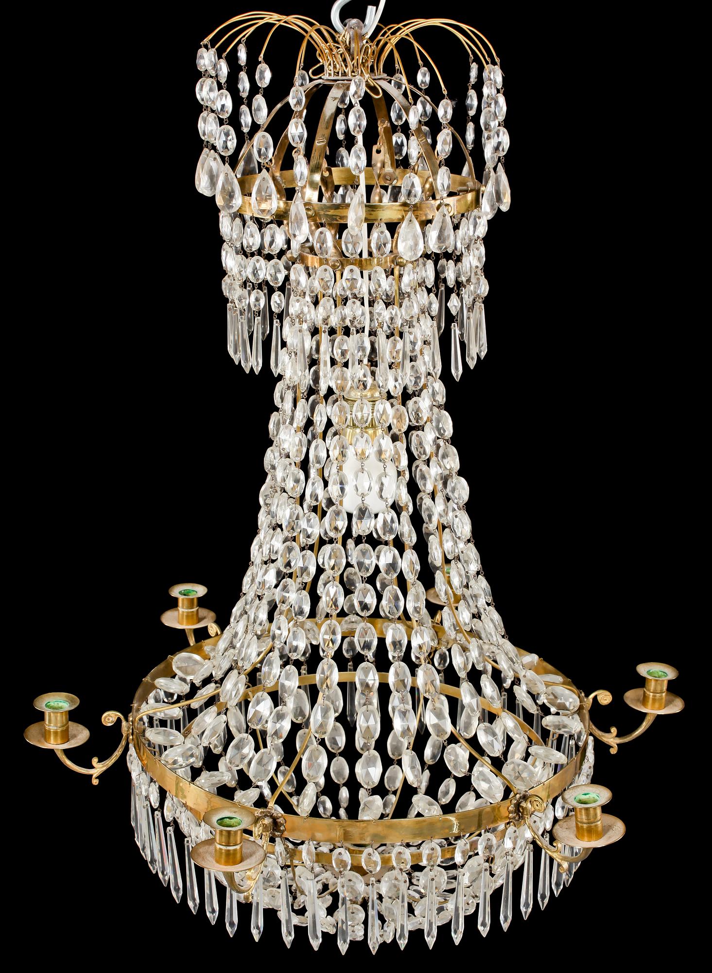 LJUSKRONA, gustaviansk stil, 1900-talets första hälft, höjd 90 cm.