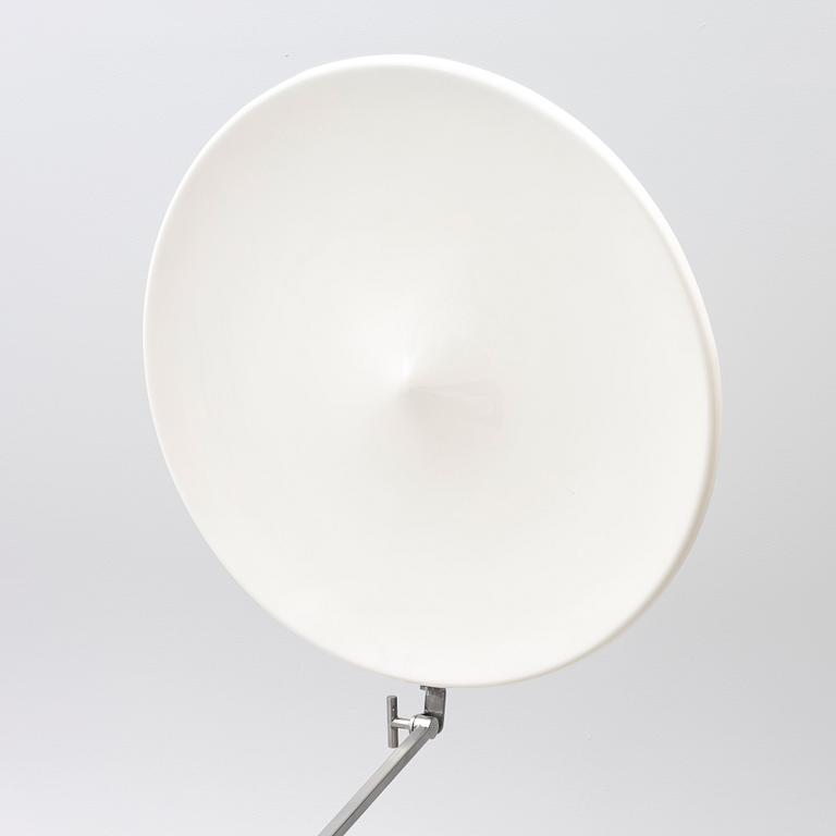 Yrjö Kukkapuro, an 'YK100F' floor lamp, Blond Belysning, Sweden, 2020's.