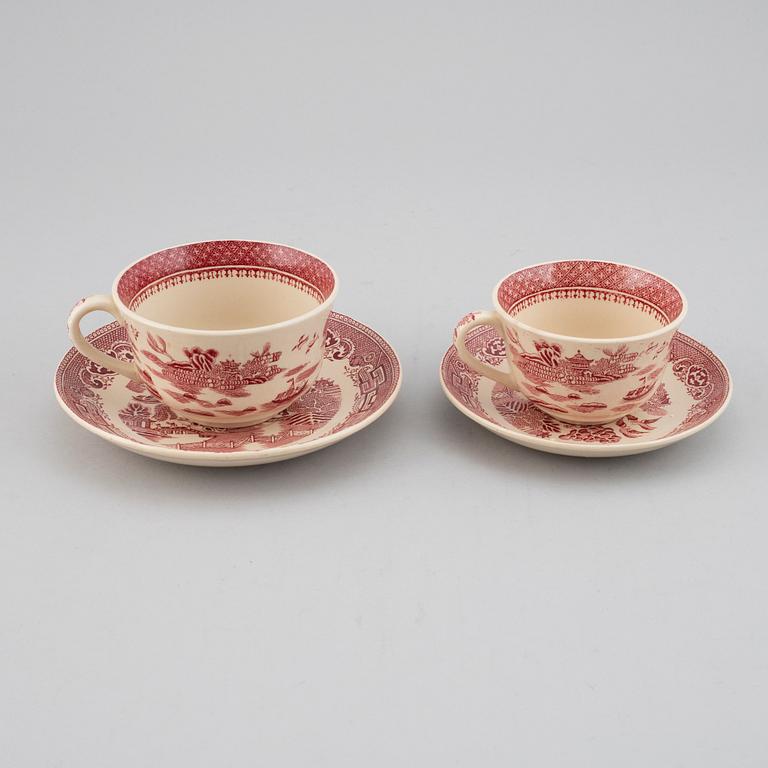 A part 'Willow' earthenware dinner and coffee service, Gustavsberg, 1940-1958 (93 pieces).
