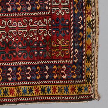 A RUG, antique Shirvan probably, ca 177 x 138,5 cm.