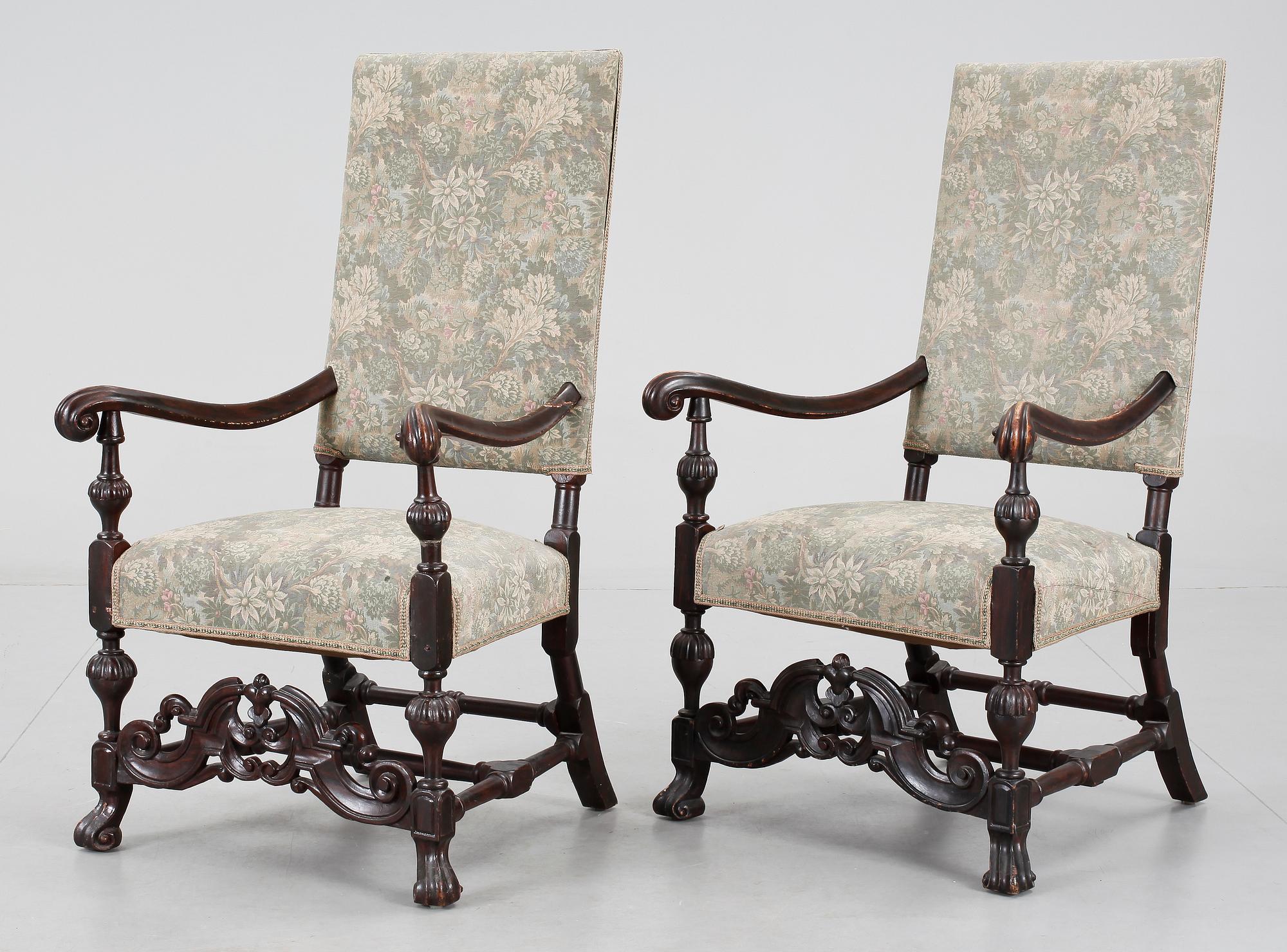 KARMSTOLAR, ett par, barockstil, 1800-talets slut.