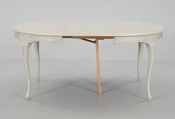 MATSALMÖBEL, 9 delar, rokokostil, 1900-talets senare hälft.