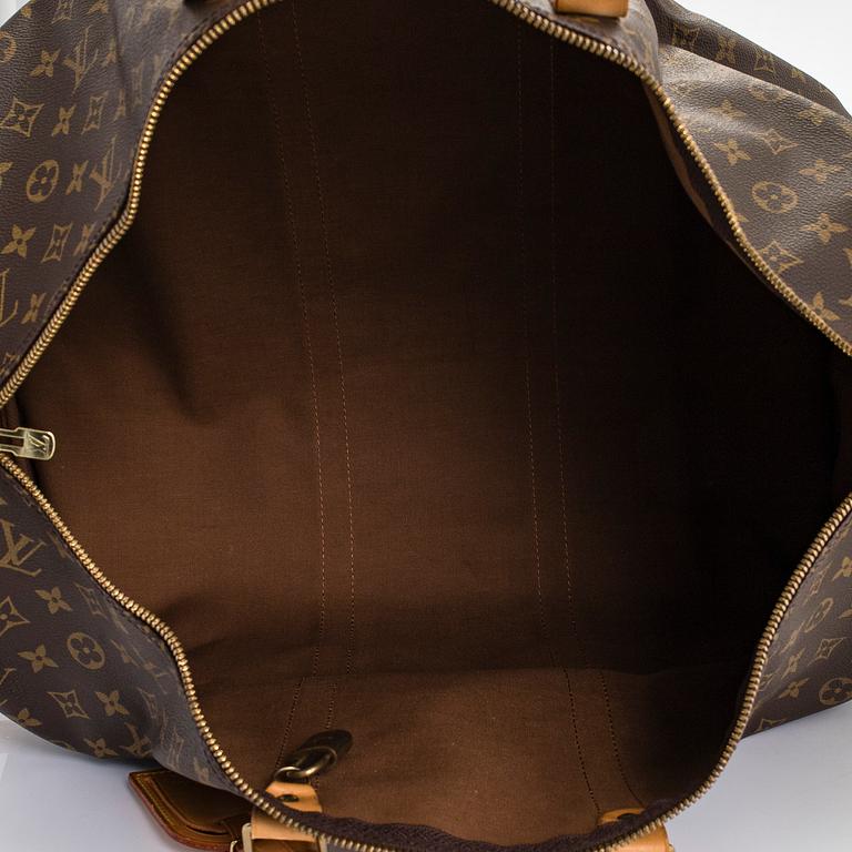 Louis Vuitton, a Monogram Canvas 'Keepall 55 Bandoulière' weekend bag.