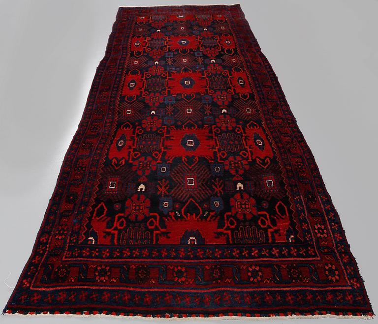 MATTA, orientalisk, sent 1900-tal, 365x130 cm.