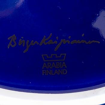 BIRGER KAIPIAINEN, a ceramic decorative dish signed Birger Kaipiainen, Arabia, Finland.