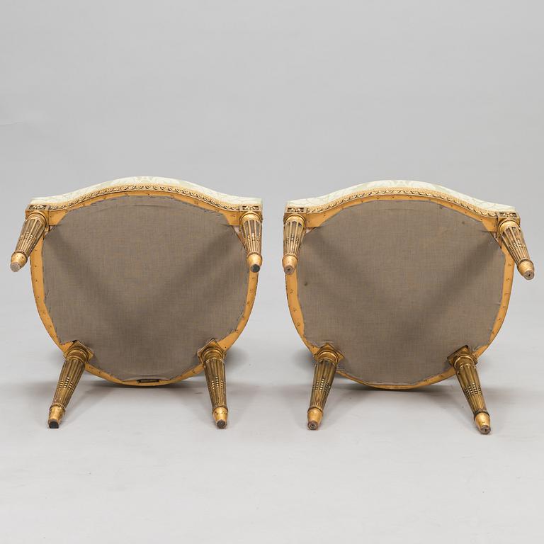 STOLAR, ett par, gustaviansk stil, 1900-talets början.