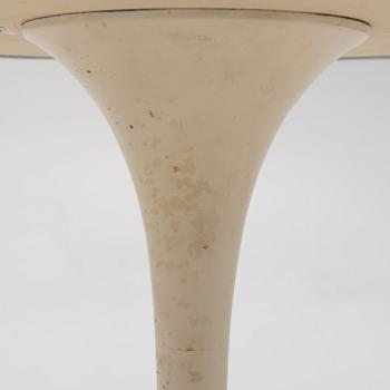 Eero Saarinen, a 'Tulip' coffee table, Knoll International or licensed manufactured by Nordiska Kompaniet, 1960s-70s.