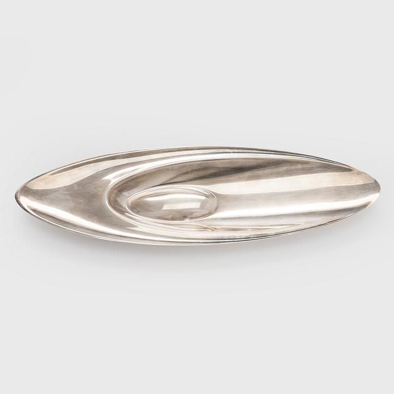 Tapio Wirkkala, A silver dish, TW114, marked TW, Hopeakeskus, Hämeenlinna 1963. Design year 1956.