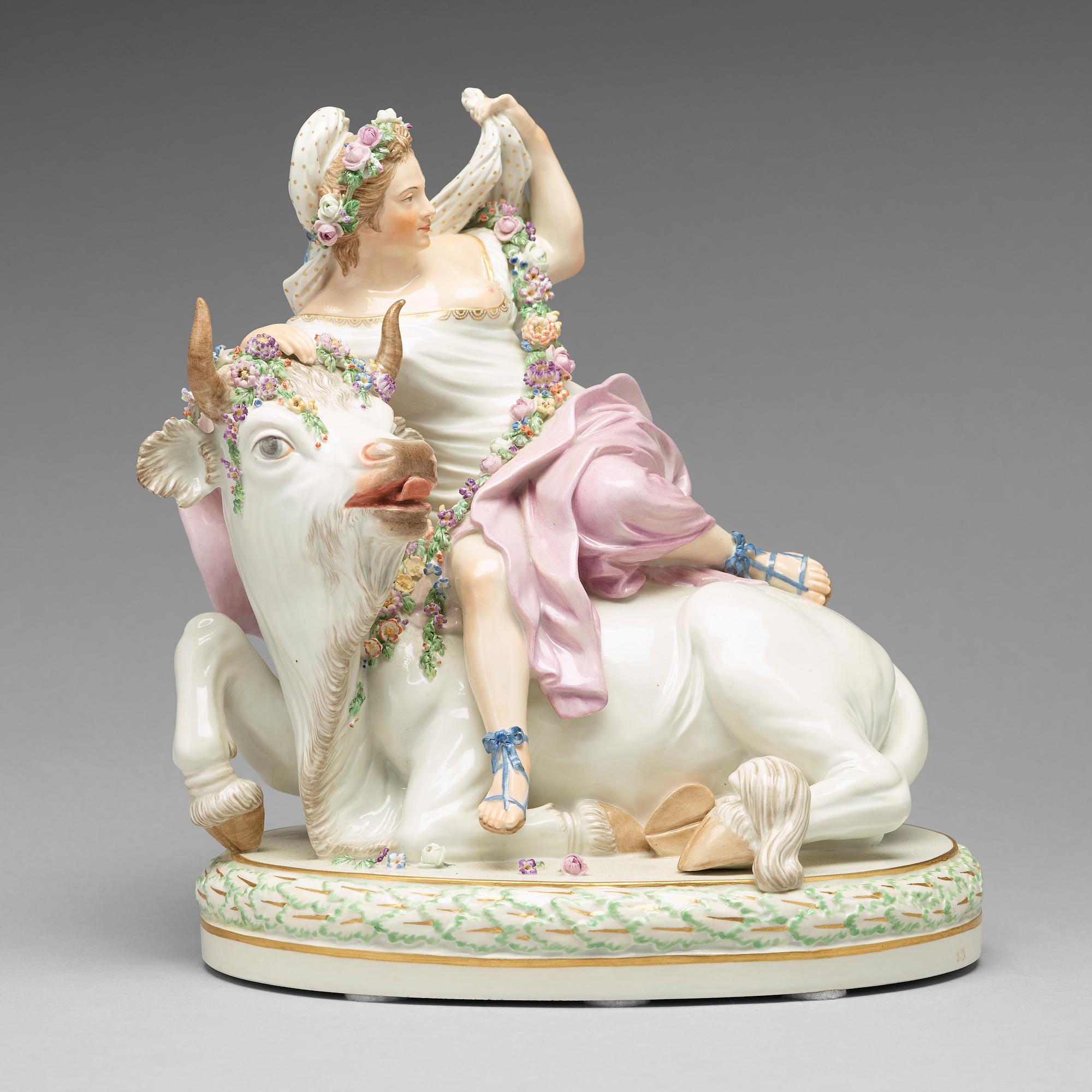 FIGURGRUPP, porslin. "Europa och Tjuren", Royal Copenhagen, Danmark, 1920.