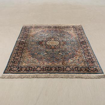 Oriental rug, old, approx. 198x136 cm.