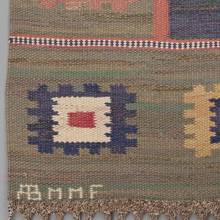 Märta Måås-Fjetterström, A carpet, "Grön äng", flat weave, ca 255-258 x 201,5 cm, signed AB MMF.