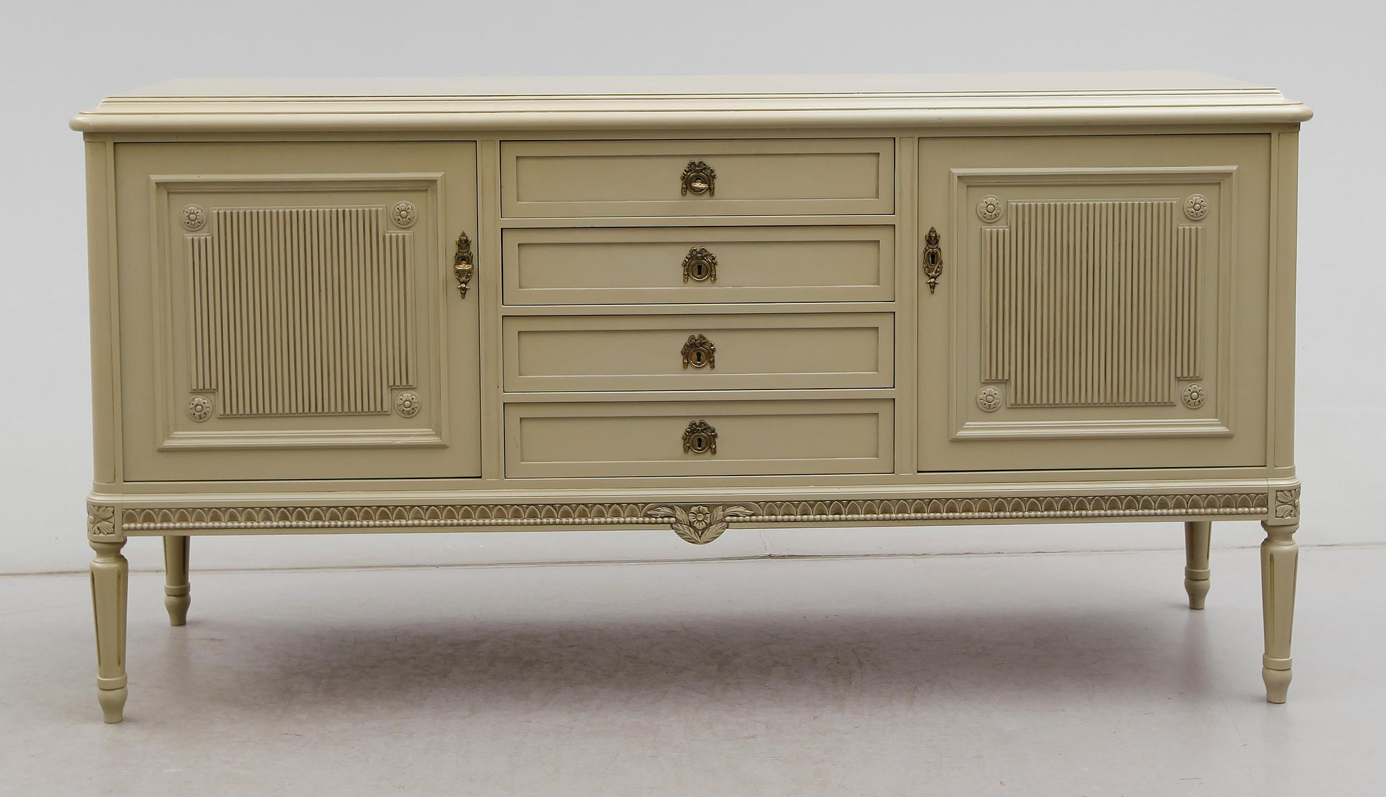 SIDEBOARD, gustaviansk stil, 1900-talets andra hälft.