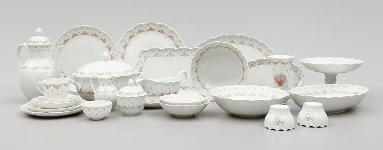 MAT- OCH KAFFESERVIS, ca 98 delar, porslin, "Marseille", Kaiser, Tyskland, 1900-talets andra hälft.