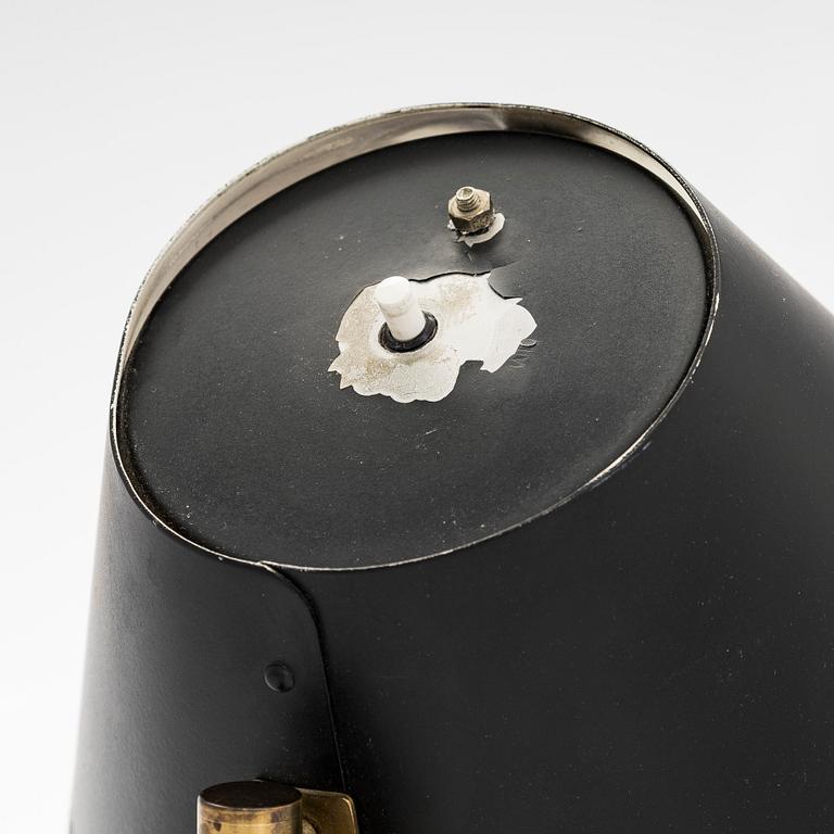 Paavo Tynell, a Mid-20th Century table lamp, model 9227 for Taito / Idman.