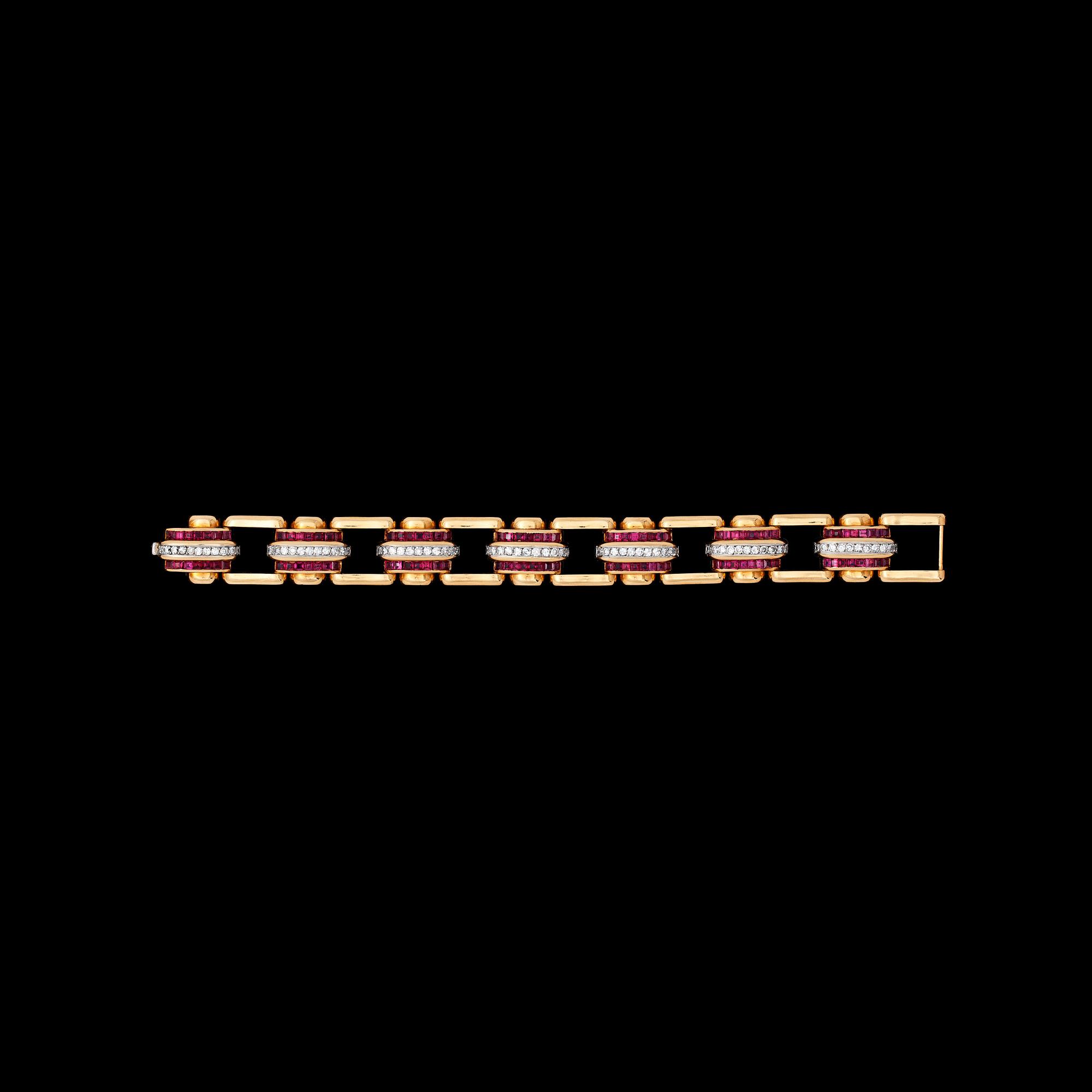 ARMBAND, carréslipade rubiner, tot. ca 5 ct, och diamanter, tot. ca 2.40 ct. Hugo Strömdahl, Stockholm 1948.