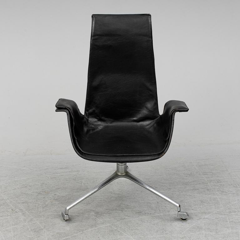PREBEN FABRICIUS & JÖRGEN KASTHOLM, 'Tulip' easy chair.