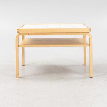 Aino Aalto, a model 910 birch coffee table from Artek.