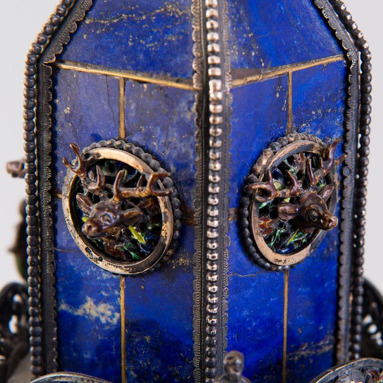 BORDSUR, silver, emalj och lapis lazuli, troligen Hermann Böhm, Wien, Österrike, 1800-talets senare hälft.