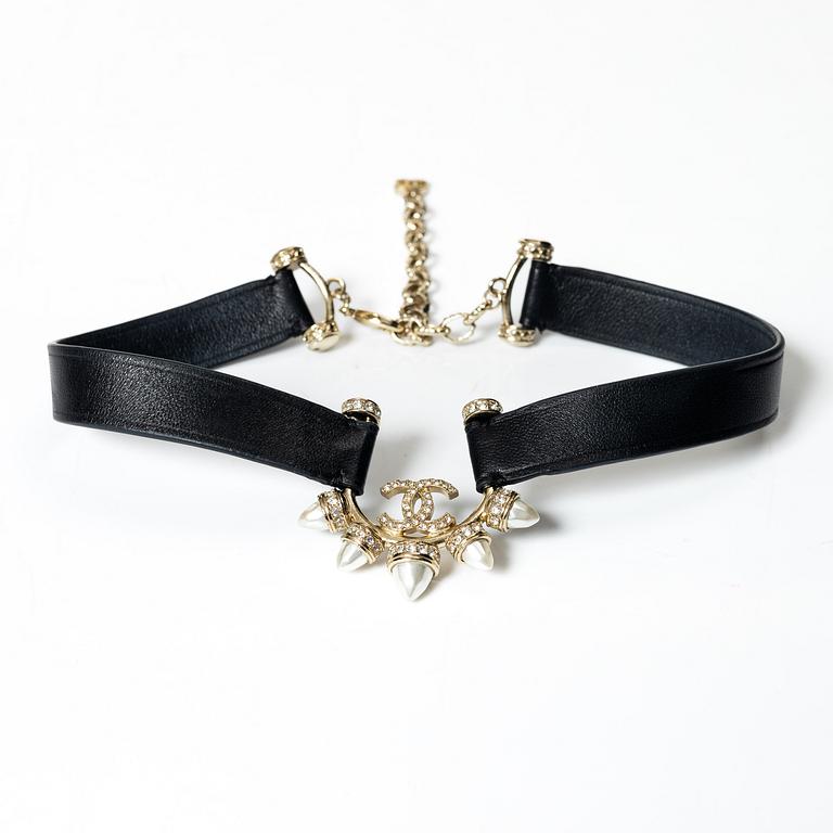 Chanel, necklace, choker, 2022.