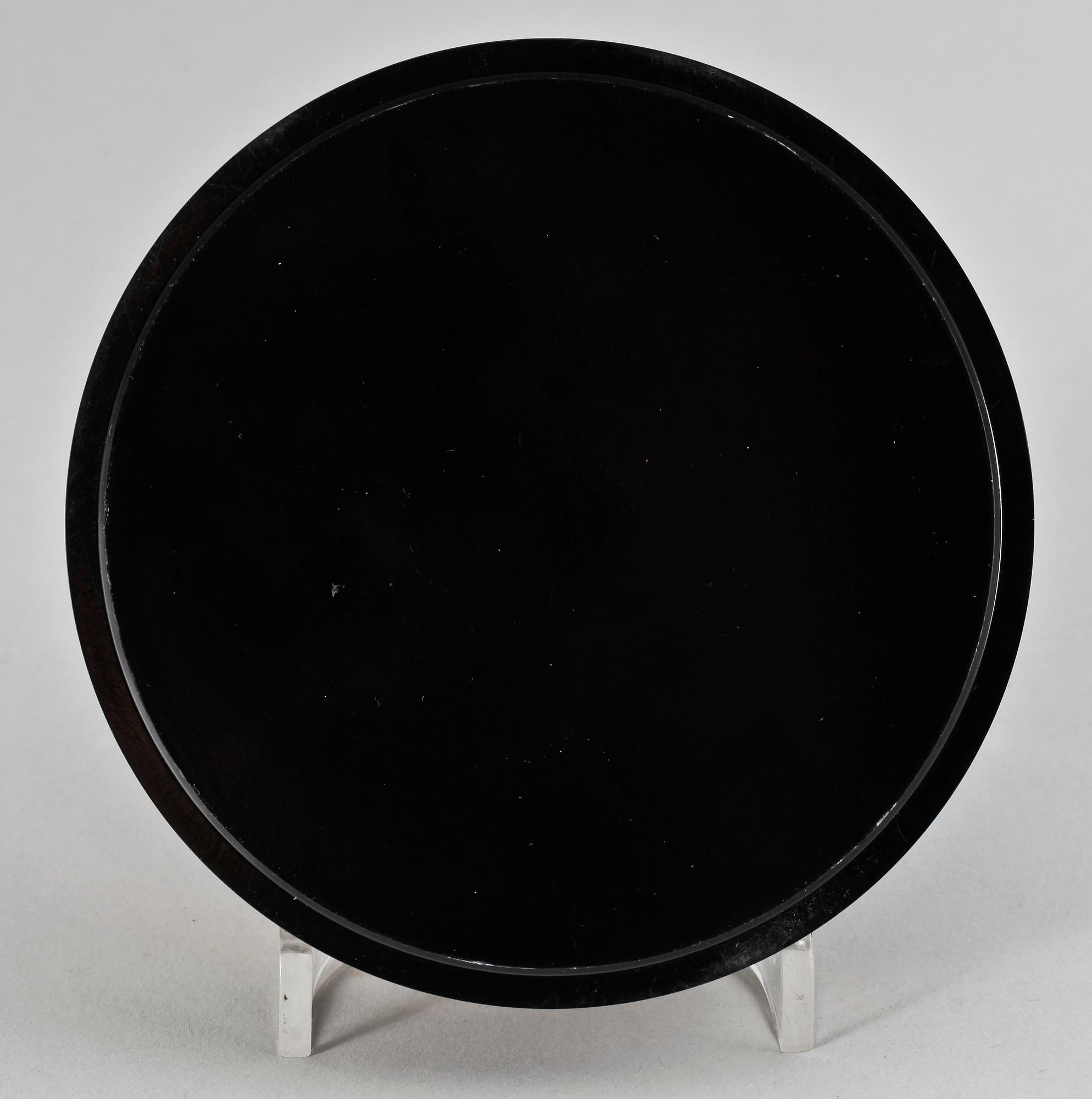 ASKFAT, silver, bakelit, Vera Ferngren, CG Hallberg, Stockholm 1961. Totalvikt ca 160 gram.