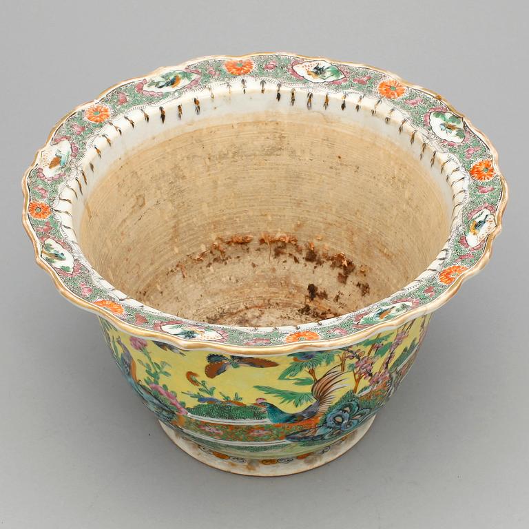 YTTERFODER, porslin, Kina, sent 1800-tal.