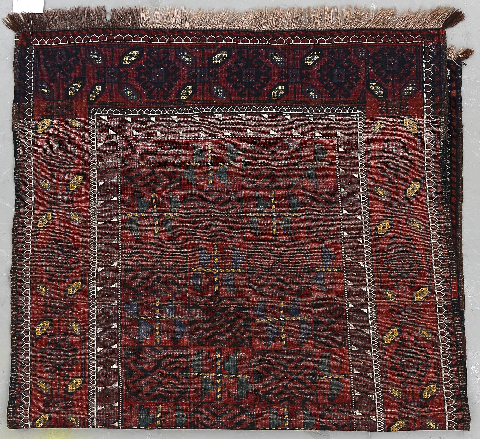 MATTA, sannolikt Kashgai, ca 225x127 cm.