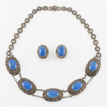 Collier samt örhängen, silver med lapis lazuli.