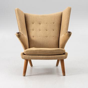 Hans J. Wegner, fåtölj "Bamse/Papa Bear", AP-stolen, Danmark, 1950-60-tal.