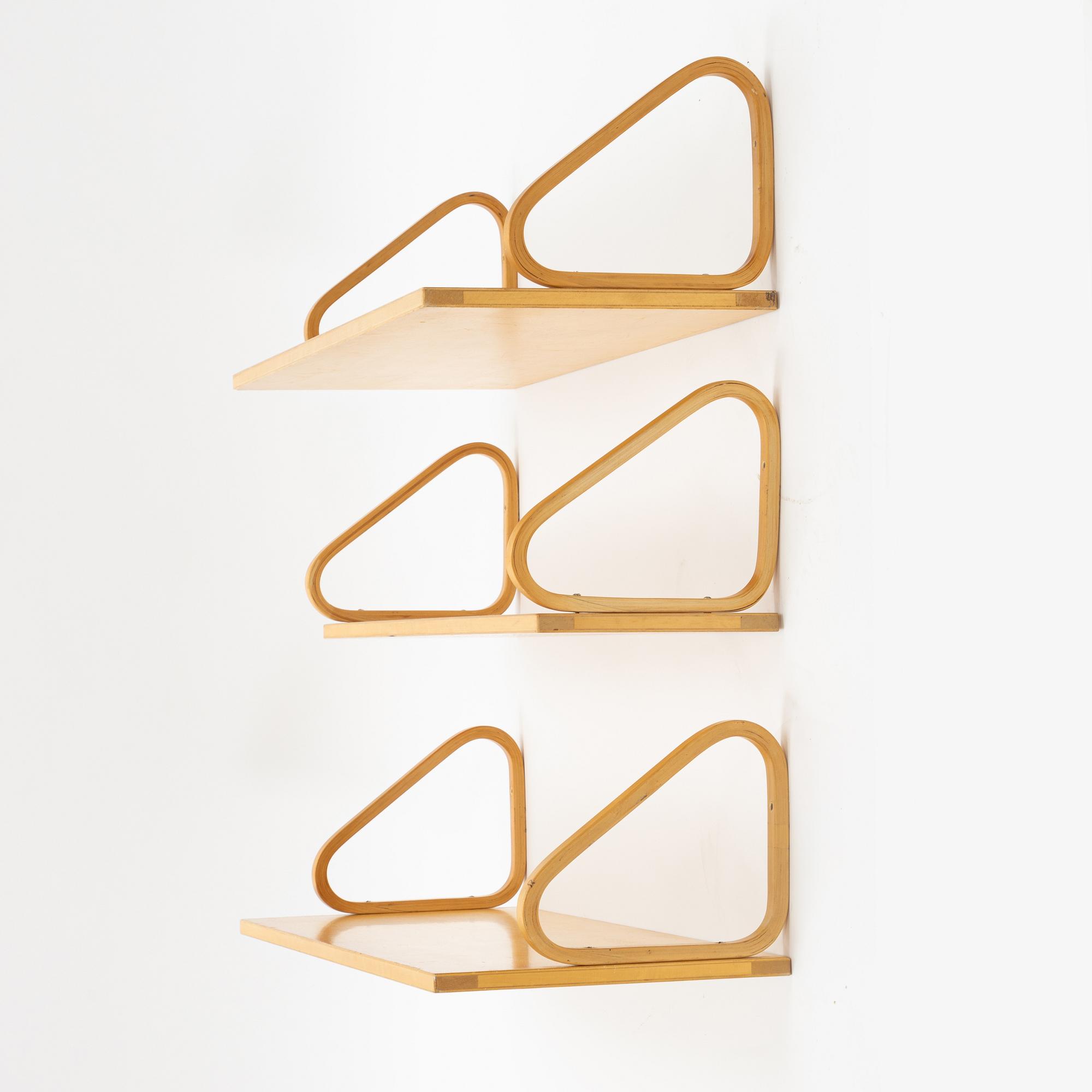 Alvar Aalto, konsolhyllor, 3 st, Artek, Finland.