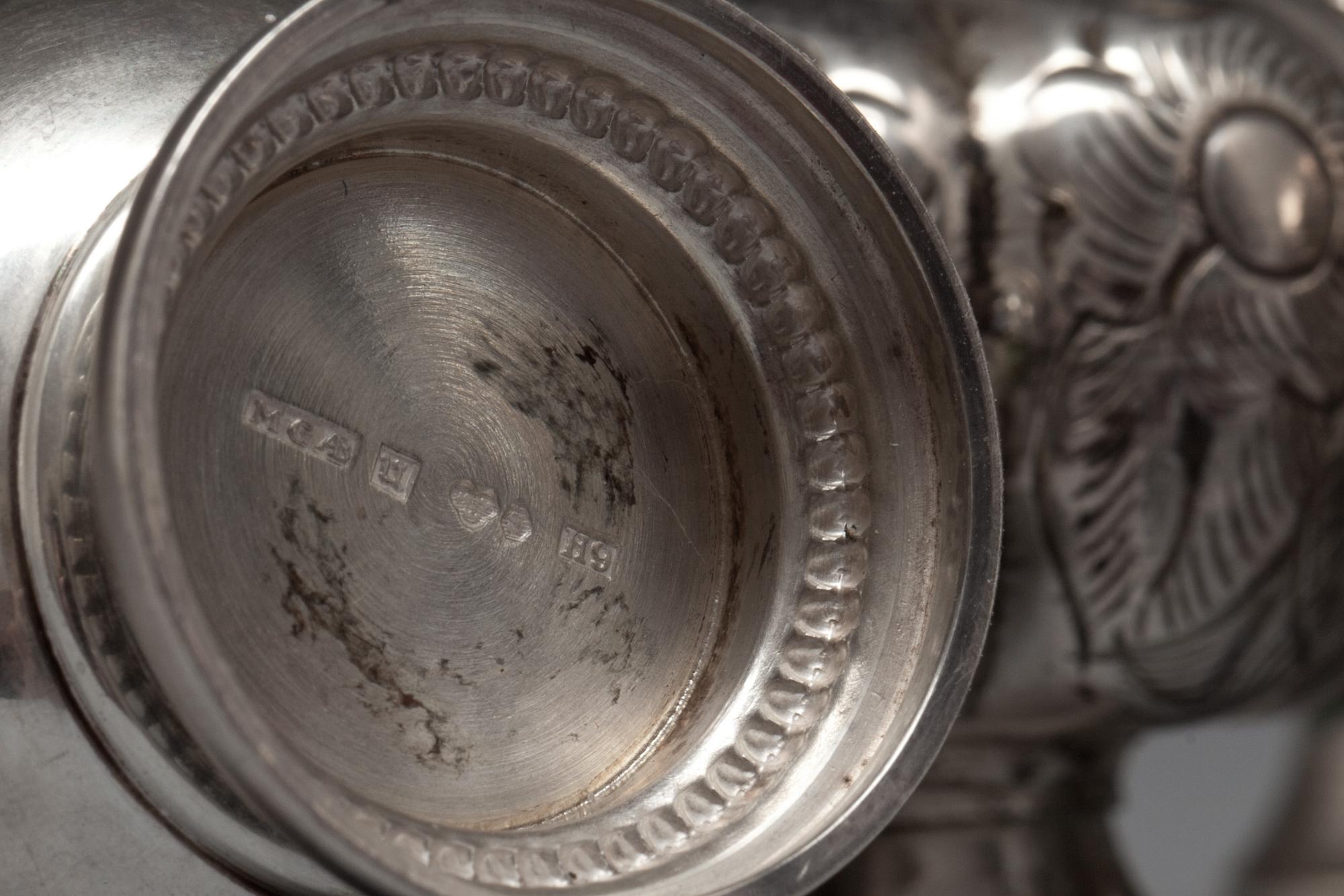 PARTI SALT OCH PEPPARKAR, silver, 6 st. Bland annat K G Markström Guldsmeds AB, Uppsla, 1958. Vikt ca.