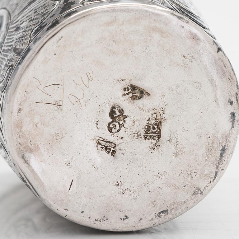 An 18th-century Russian silver beaker, Moscow 1764. Unidentified master. Alderman Fedor Petrov.
