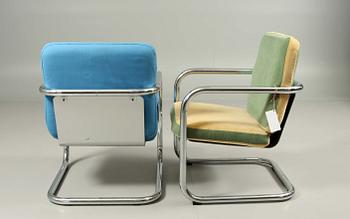 KARMSTOLAR, ett par, "S-modellen", Lindau-Lindekrantz, Lammhults, 1900-talets andra hälft.