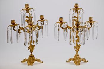 KANDELABRAR, ett par, oscarianska, 1800-talets slut.
