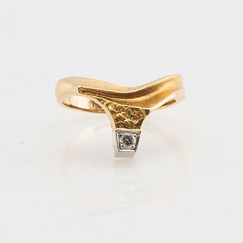 Björn Weckström, ring, 18K gold with brilliant-cut diamond, "Diamond Promise", Lapponia.