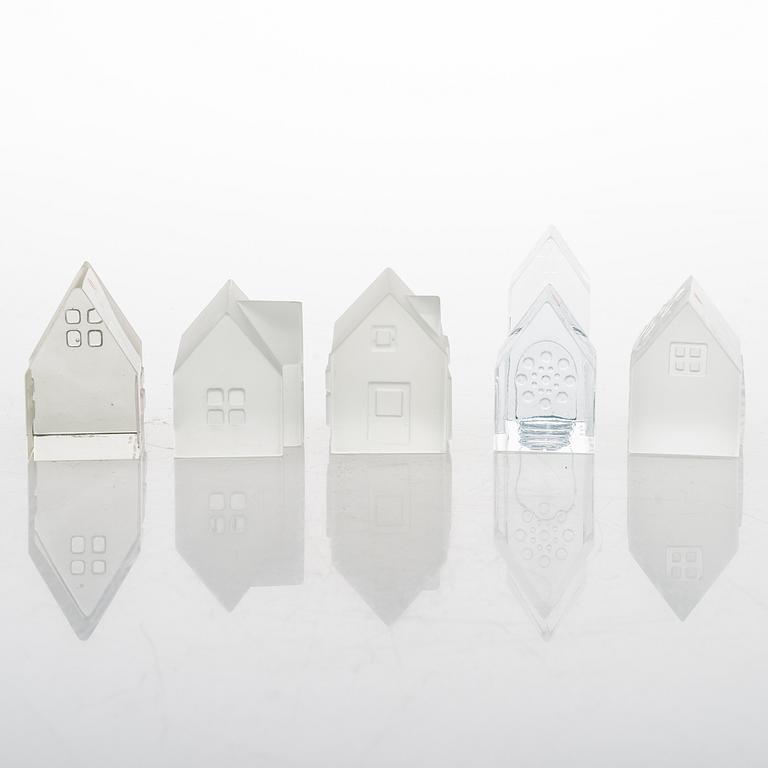 JORMA VENNOLA, A set of five chrystal glass sculptures "THe Iittala village". Signed.