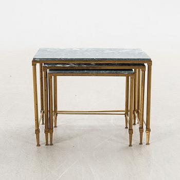 Tea table, 3 dlr, mid-20th century.