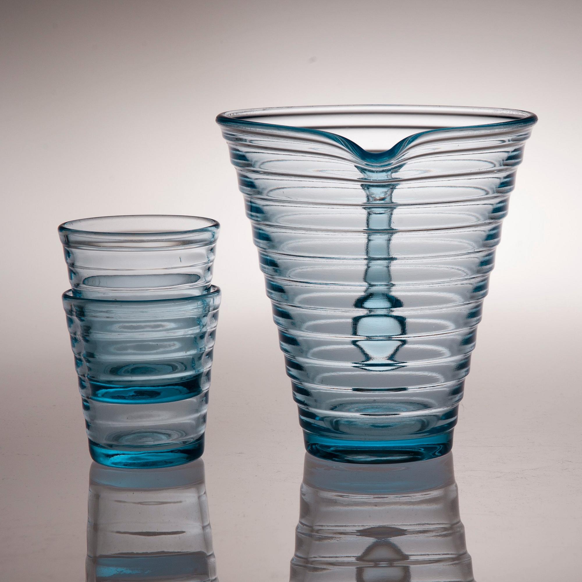 AINO AALTO, KANNA OCH TVÅ GLAS.