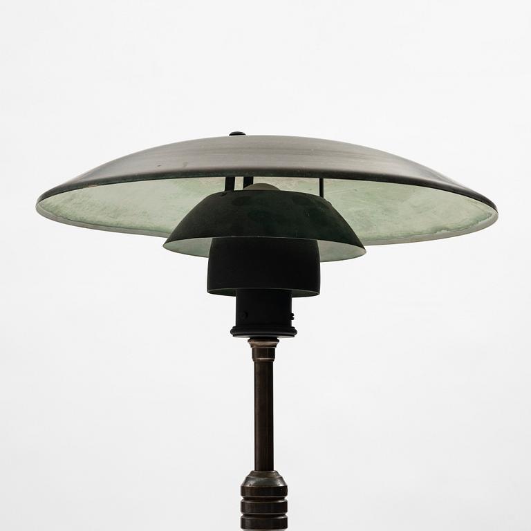 Poul Henningsen, golvlampa, "PH-80", Louis Poulsen, Danmark, 1900-talets mitt.
