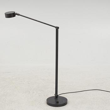 Michael & Lucy Vaughan, a contemporary 'Faringdon' floor lamp.