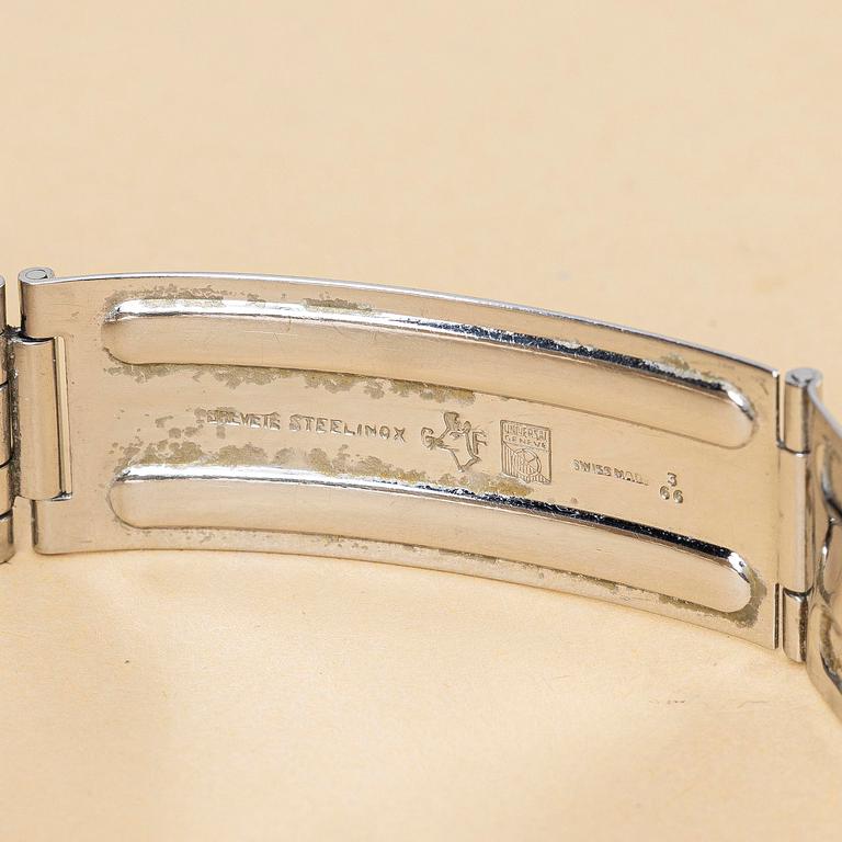 Universal Genève, Polerouter Date, "Gay Frères bracelet", ca 1966.