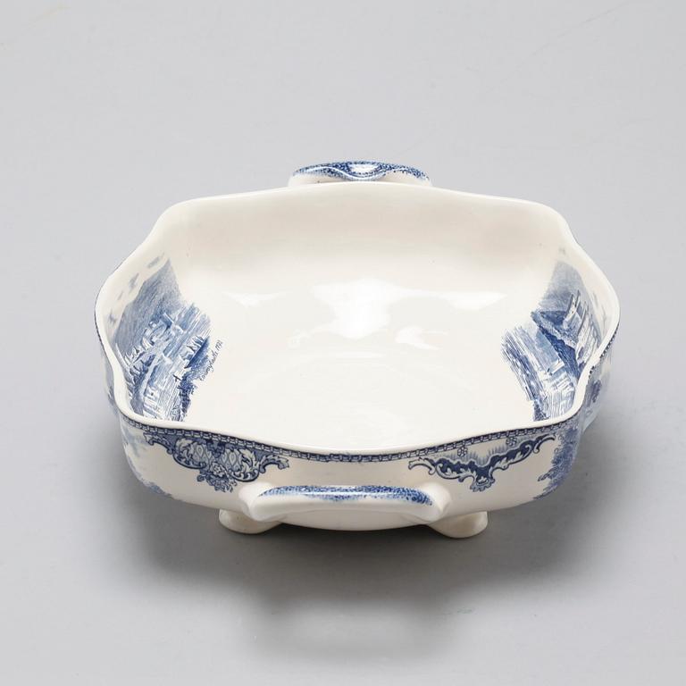 64 pieces of earthenware tableware, model "Old Britain Castles" by Johnson Bros, England, first half of the 20th century.