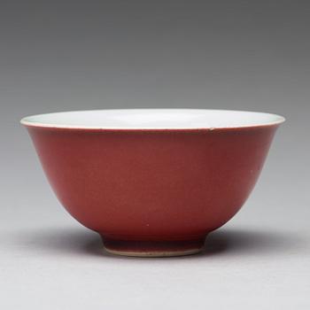 A 'sang de boef' glazed bowl, Qing dynasty (1644-1912), with Qianlong mark.