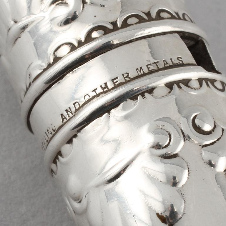 RESEKORKSKRUV, hölje i stearlingsilver, omkring 1900-talets mitt.